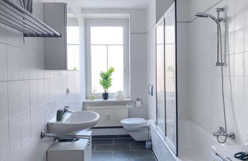 Stilvolle 2 Zimmer Wohnung mit Küche, TV, Waschmaschine - Foto 22