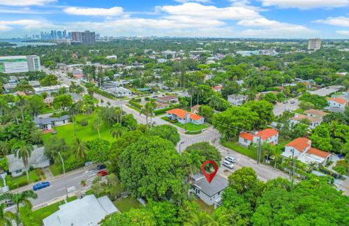 Spacious Retreat with Green Areas 8 ppl - Foto 36