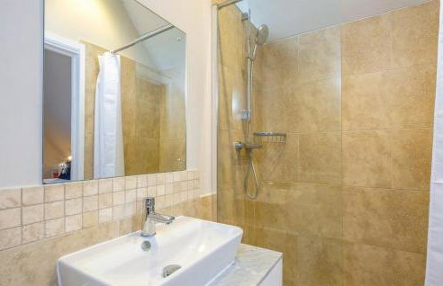 White Cottage Apartment - Foto 13