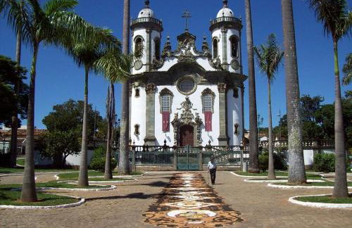 Apartamento no Centro Histórico Próximo as Igrejas e UFSJ Com Garagem - Foto 34