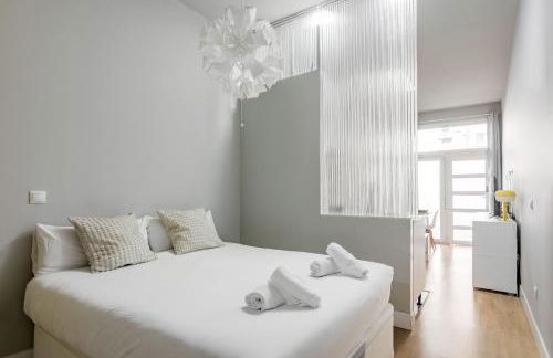 Charming Lucero - Foto 29