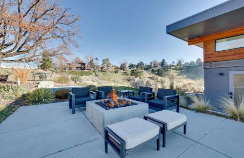 Luxe, Modern Studio with Sweeping City Views! - Foto 19