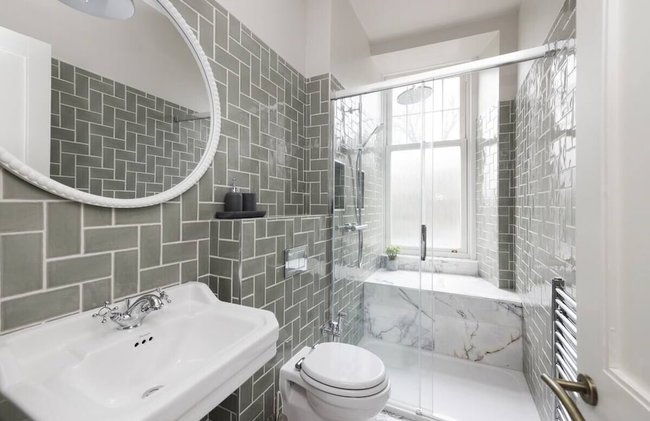 JOIVY Stylish 2bed Flat Near Calton Hill - Foto 29