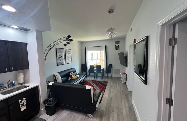 Free Shuttle 2 Queen Disney Area - Foto 77