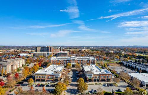 Glamorous 1BR Condo 200ft to St. Thomas Hospital - Foto 11