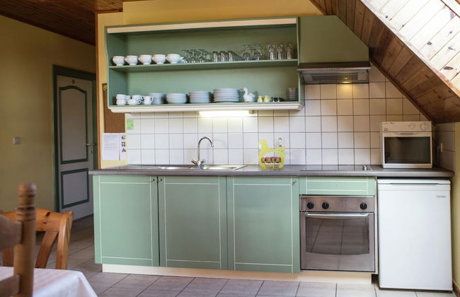 Spacious, Atmospheric Upper Floor of a Farmhouse With Garden - Foto 5