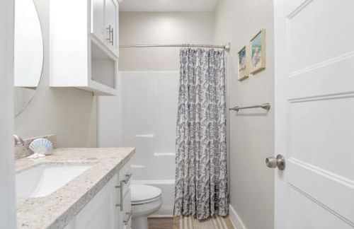 Two Adjacent Cabins, Sleeps 18 - Foto 20