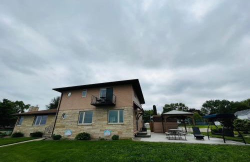 Cheerful beautiful home with an amazing lake view - Foto 14