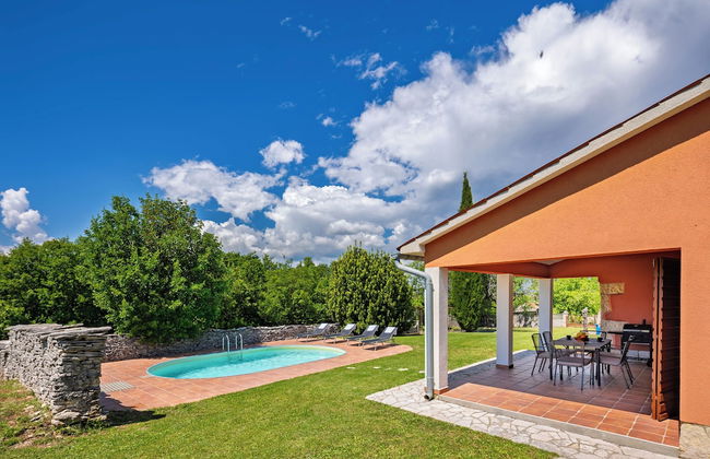 Pool House In Greenery - Foto 17