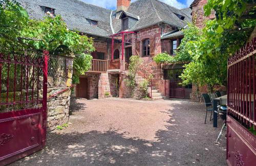 Maison de la Fontaine - Typique - Bourg de Collonges - Foto 1