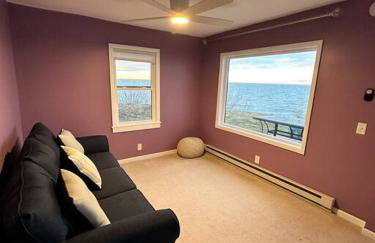 Lakefront Home w/Brilliant Views - Foto 14