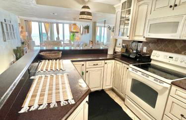 Penthouse Beach Oasis 704 Lovely Daytona ocean front incredible ocean view - Photo 18