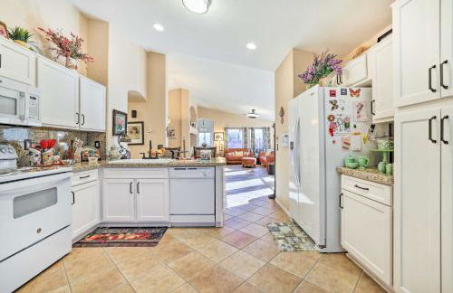 Close to Golf and Hikes! Goodyear Retreat with Pool - Foto 9