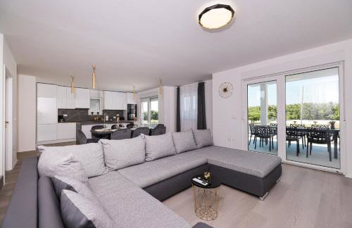 Peaceful IviCasa with private pool - Foto 36