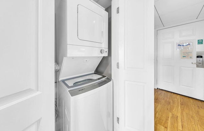 Edgewater Tower 1-305 - Foto 137