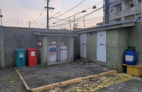 APTO PRAIA UBATUBA - Lindo e Equipado! Internet 500mb e 3 Tvs 2 Quartos Estacionamento TUDO PERTO - Foto 56