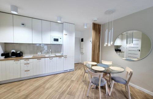 PINEA Apartments tuż przy plaży - baseny, sauny, jacuzzi - Photo 71