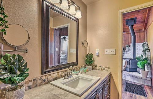 Lovely Oakhurst Cabin with Deck and Mtn Views! - Foto 16