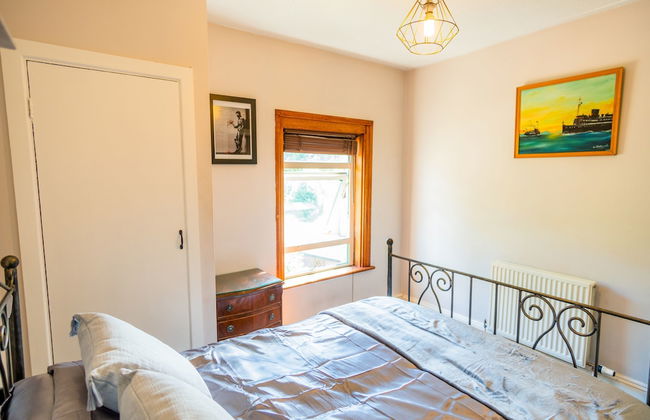 Windsor Apartment with Parking - Foto 11