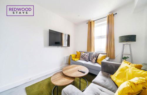 Well-Equipped Serviced Apartments in Aldershot Town Centre, Free WiFi By Redwood Stays - Foto 13