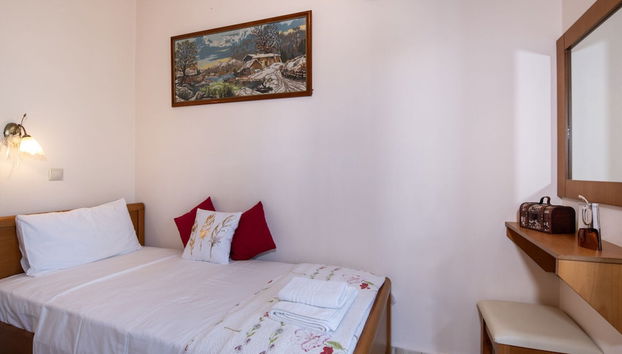 Villa in Crete Near Beach and Olive Groves - Foto 5, Habitación