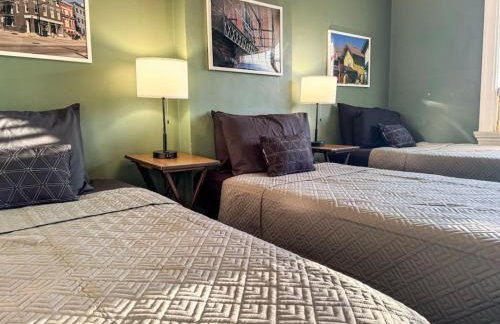 Spacious 3 Bedroom Sleeps 12 with 7 Beds plus Parking - Foto 11