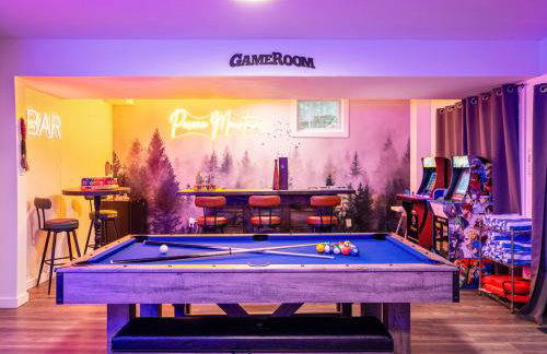 Chalet with Hot Tub, Game, Movie Room, Lake and Pool Access - Foto 36