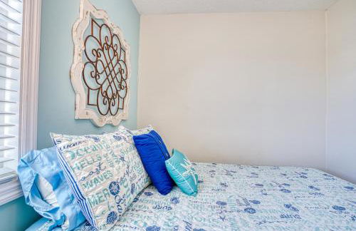 Bella Vista: Marshfront Condo 1 Block To The Beach. Pool & Hot Tub-1st Floor - Photo 40