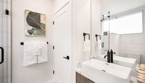 Brand New Eastlake Studio - SLU UW Shops & Eats - Foto 5