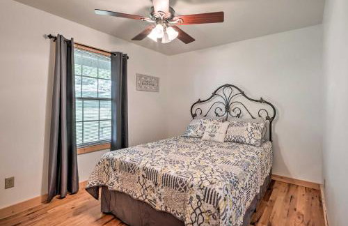 Quiet and Cozy Omaha Cabin about 20 Mi to Branson! - Foto 19