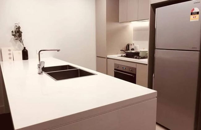 Luxury Skyrise 2bed2bath APT in Olympic Park - Photo 10