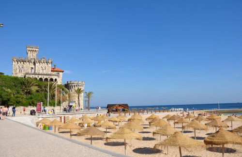 Charming Estoril Apt Beach 5 Min Walk - Photo 32