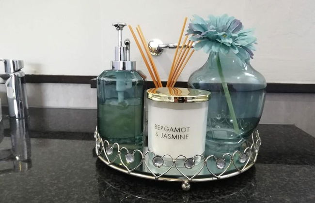 Luxurious 1bed Studio, Self-check in, Free Parking - Photo 11