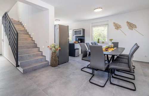 Vila KATHARINA s privatnim bazenom - Foto 29