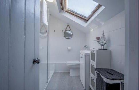 Calebs Cottage- Solva harbour - Photo 13