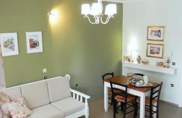 Portico Cozy Home - Photo 19