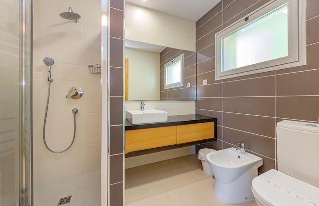 Maria in Albufeira With 6 Bedrooms and 5 Bathrooms - Photo 39