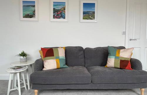 Stunning Penthouse in Penzance "Amazing Sea Views" - Photo 1