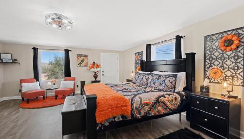 Desert Serenity in Yucca/Joshua Tree w/AC & Fire pit - Photo 3