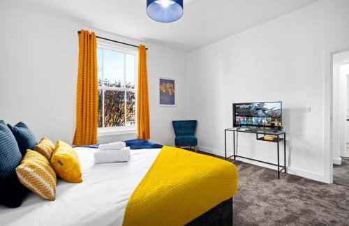 Large Modern Apartment - High-Speed WiFi - Street Parking 3BR - Foto 8