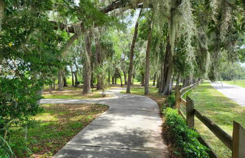Promise Land Manor Historic home lake access, near parks and venues - Foto 52