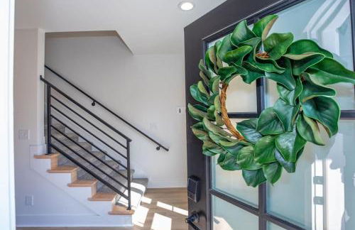 Cozy Townhouse Close to Downtown - Foto 14