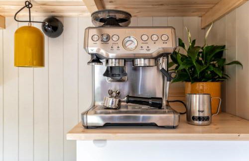 Ailsa- Enchanting Tiny House with wood burner and hot tub in Cairngorms - Foto 14