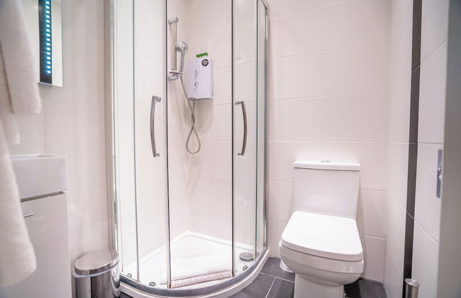 Pod Rooms - Nell Gwynn House Apartments - Photo 70