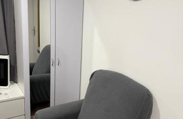 Stylish Modern Gatwick Studio, Free Parking, Free WiFi - Foto 8