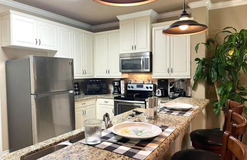 King Suite, 2 Bed 2 Bath, Sleeps 6 - Foto 2