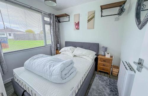 Homely Chalet To Hire In Scratby Nearby The Beach In Norfolk Ref 76166B - Foto 4