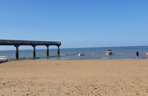 Le So Art, grande maison 4 chambres, terrain de pétanque, grand jardin clos, flipper, babyfoot, jeux Arcade, ping pong,1 km mer, proche golf, Port en Bessin, Bayeux et plages du débarquement, adaptée enfants - Foto 64