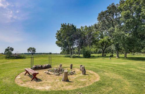 Pet-Friendly Home Grill and Fire Pit in Manhattan - Foto 28