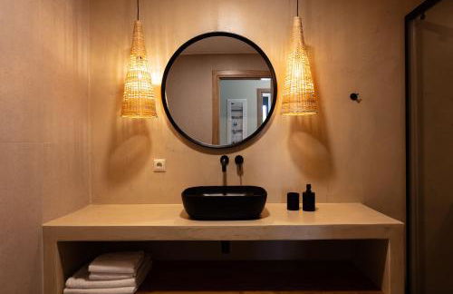 Isla Luxury Apartment - Private Pool - 100m from the beach - Foto 27